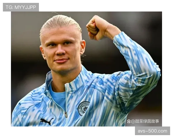 特写：37岁的沃克在曼市德比中三次回追封堵哈兰德射门